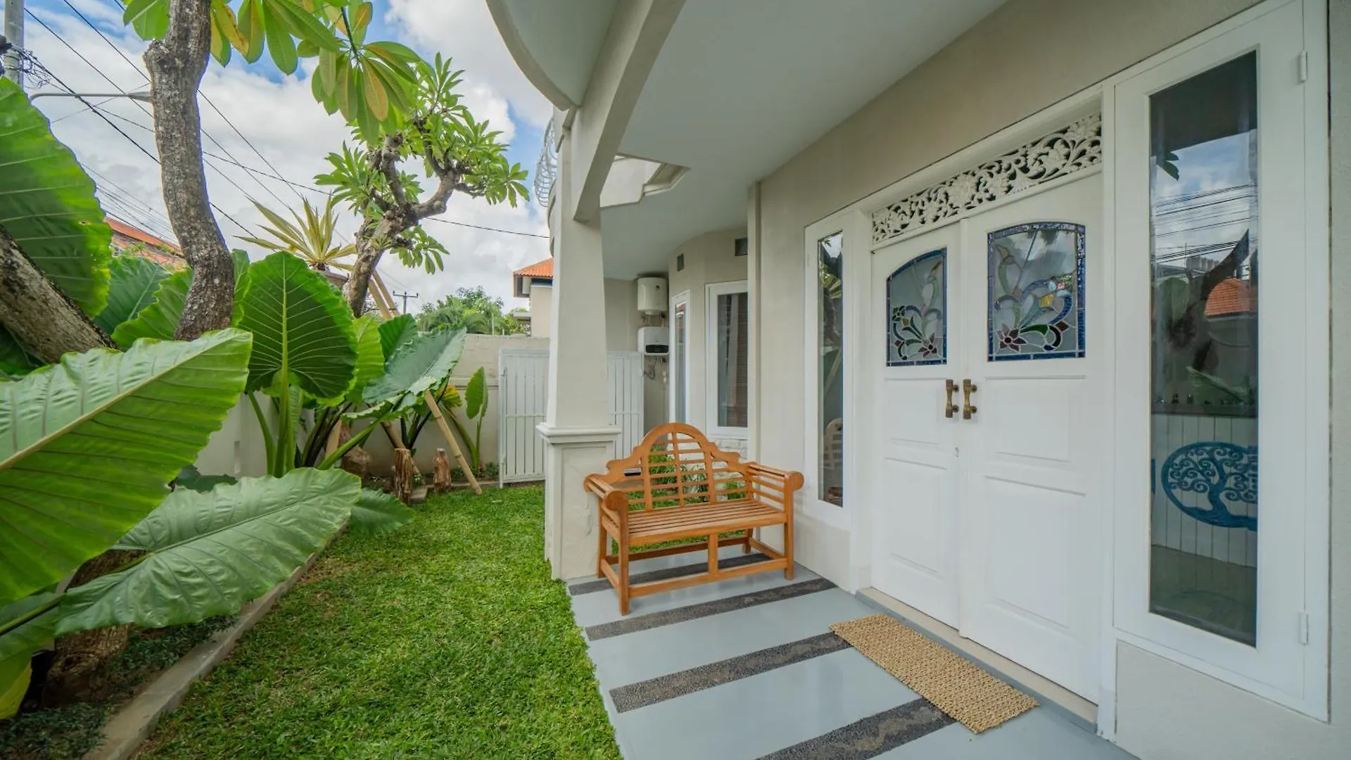 Deja Blu Villa Seminyak  Seminyak (Bali)